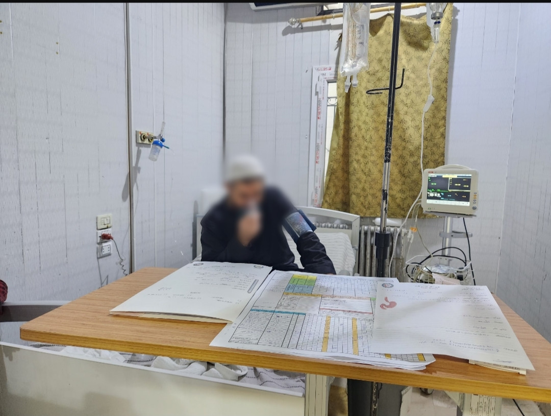 مرضٌ حاصر سليم... وطفلٌ حمل عبء العائلة