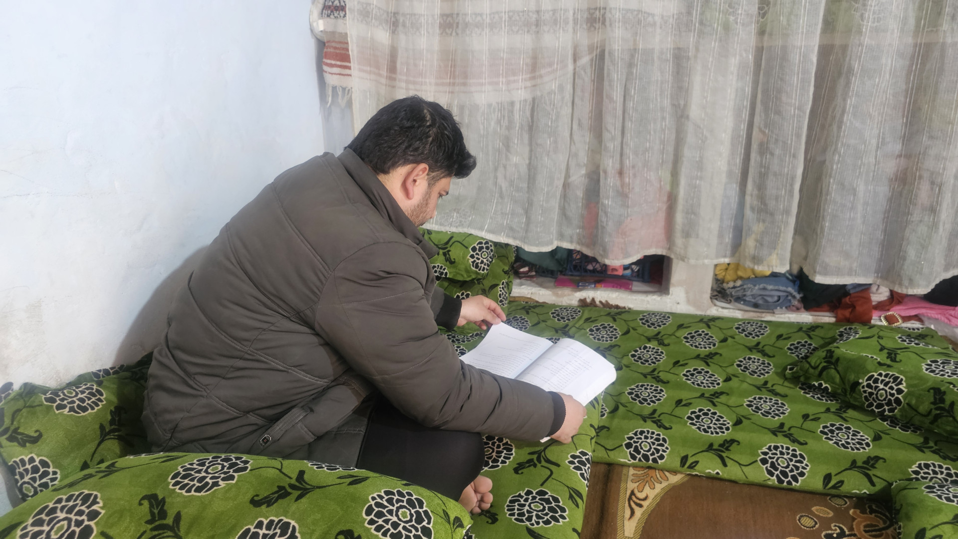 محمد طالب جامعي بحاجة لعونكم!