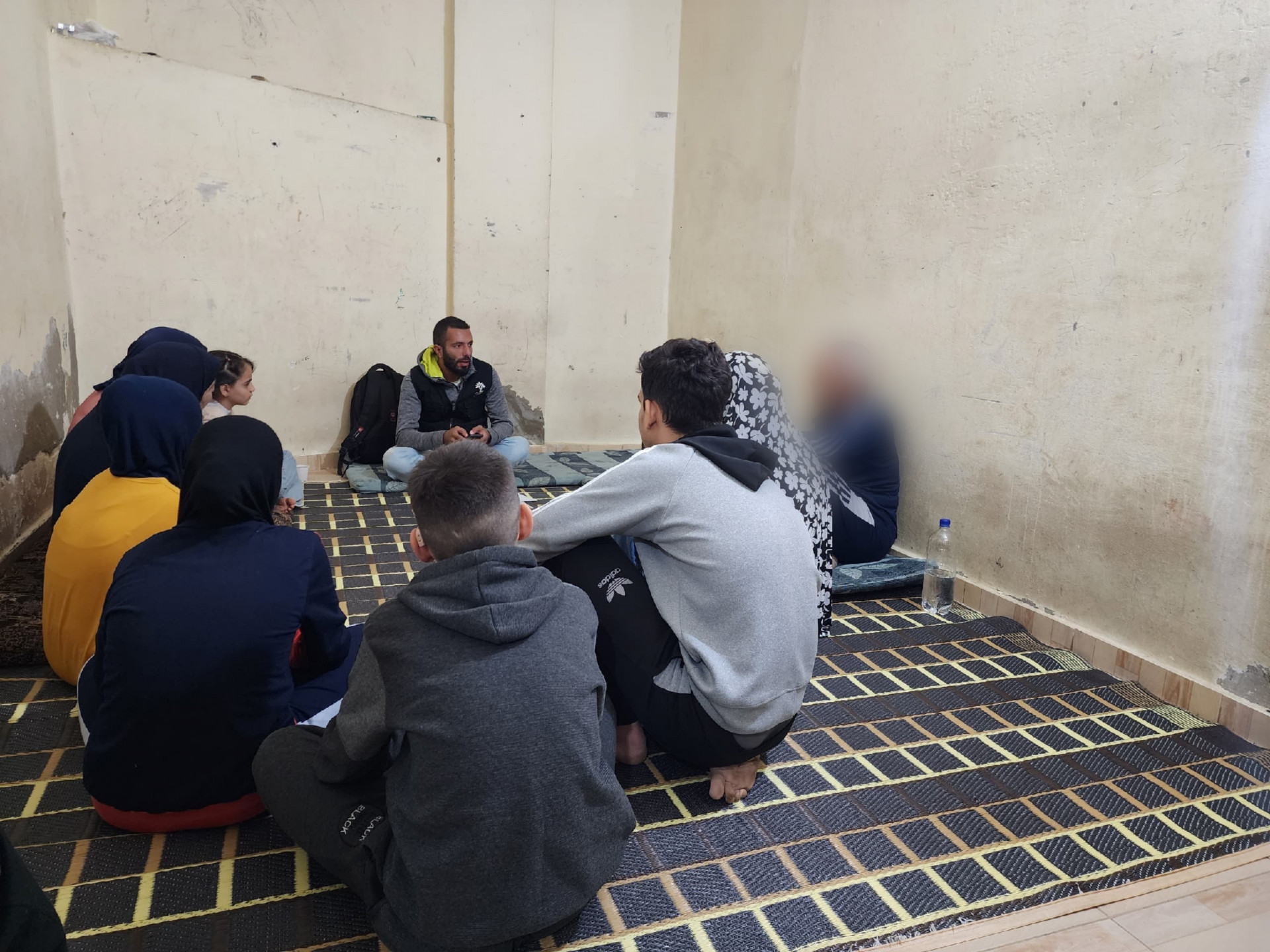 A Family of 14 Seeks Urgent Support in Tripoli After Fleeing Shelling