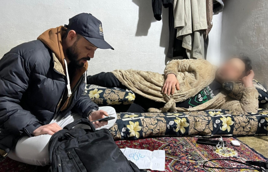 محمد بحاجة عاجلة لتبديل مفصل