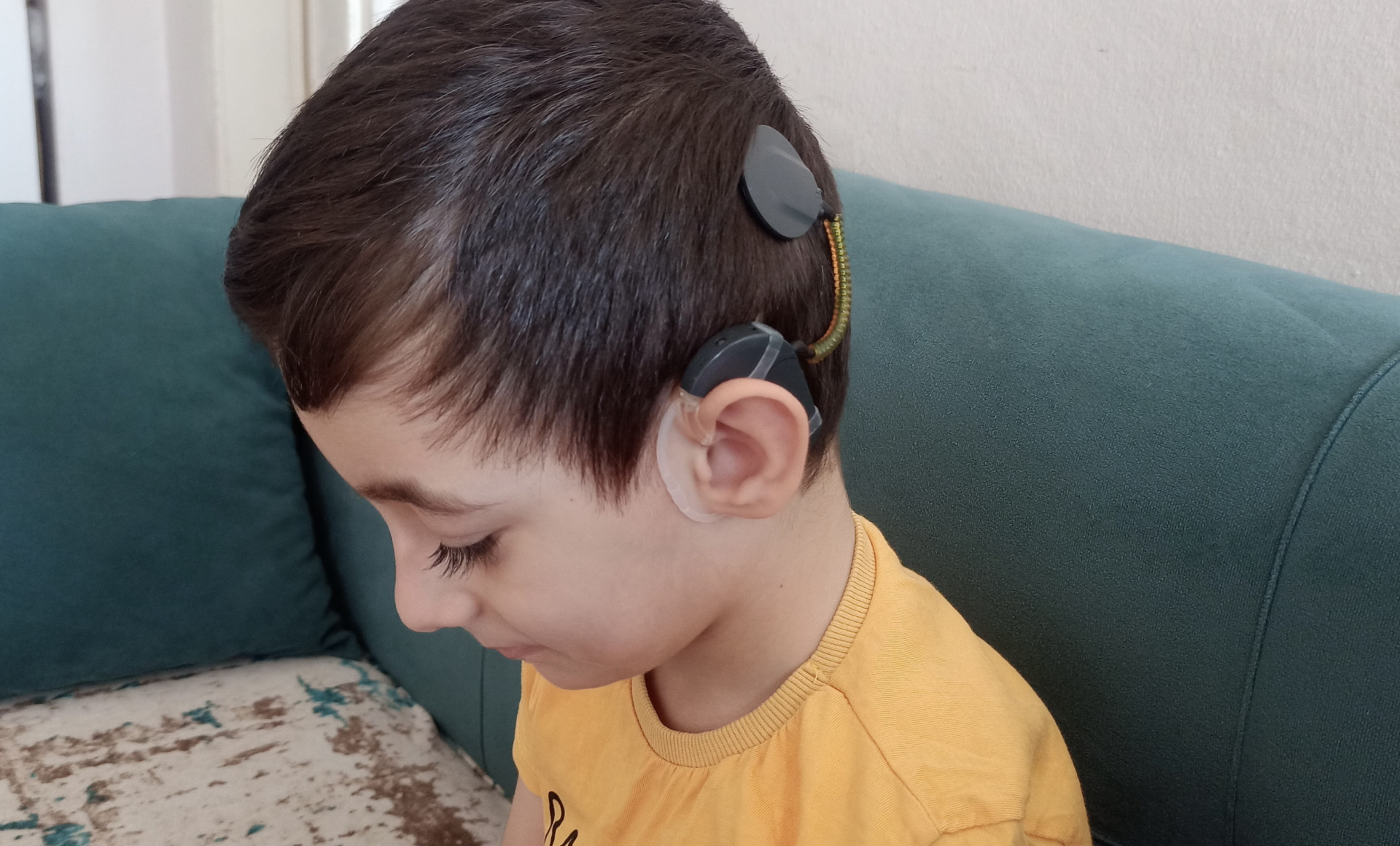 Ayman suffers from severe pain in his ears