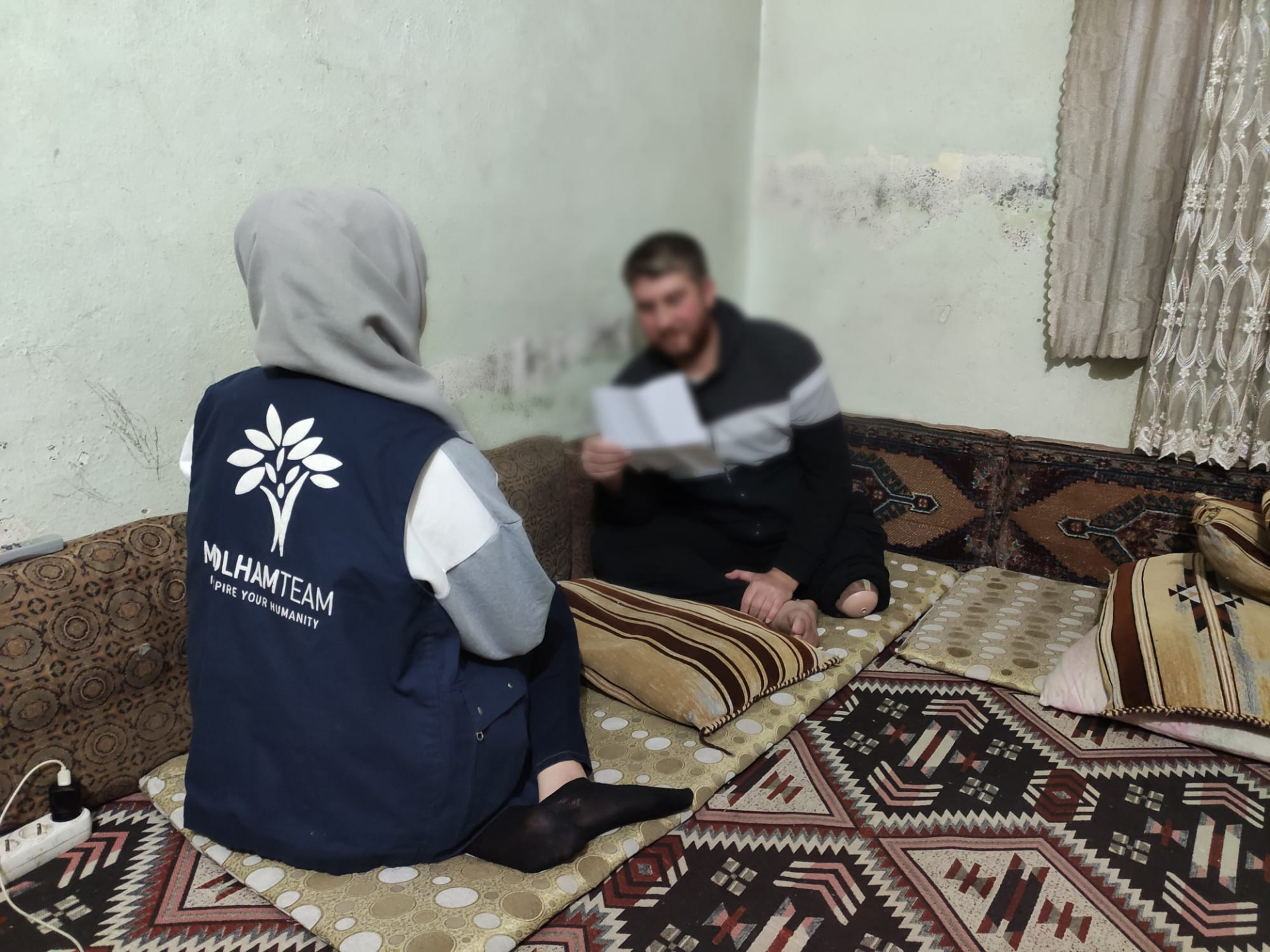 Qutaiba is unable to move nor work to provide for his family