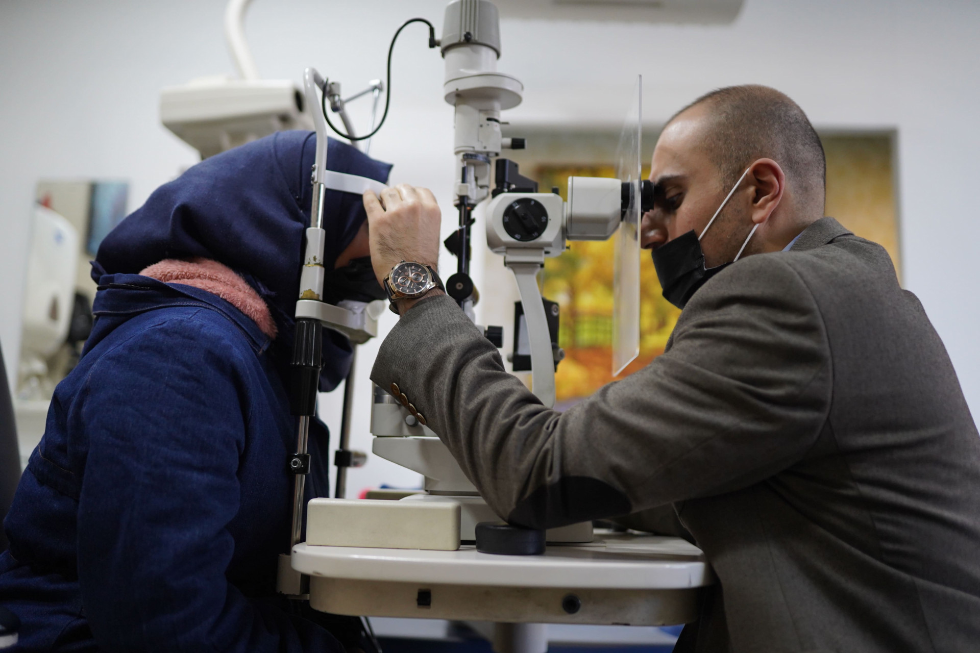 Safa suffers from eye disease.