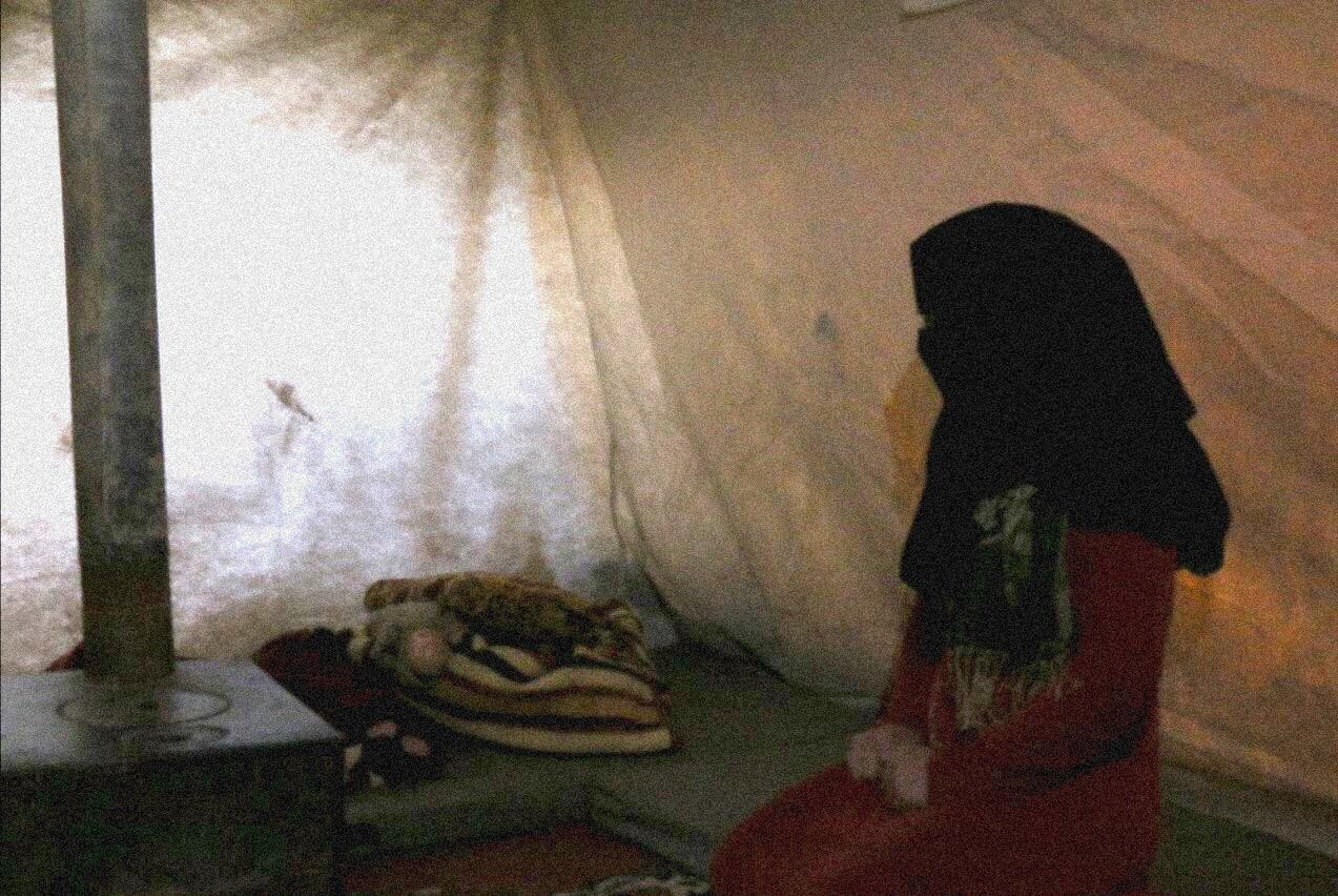 امرأة مريضة سل بحاجة إلى دواء!