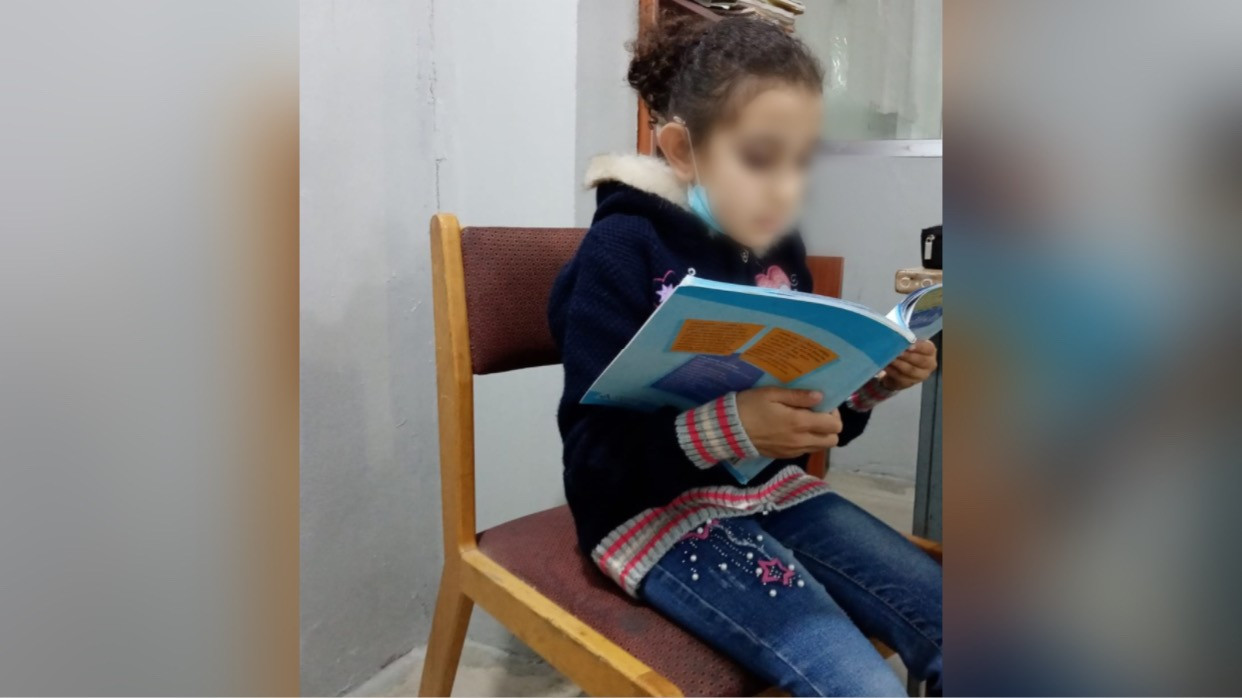 Hala, an orphan from Homs