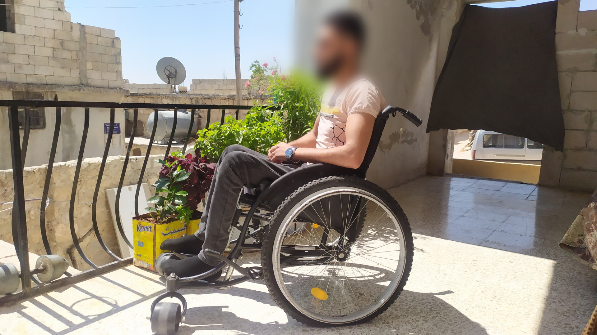 Hemiplegia hinders Joseph's life.