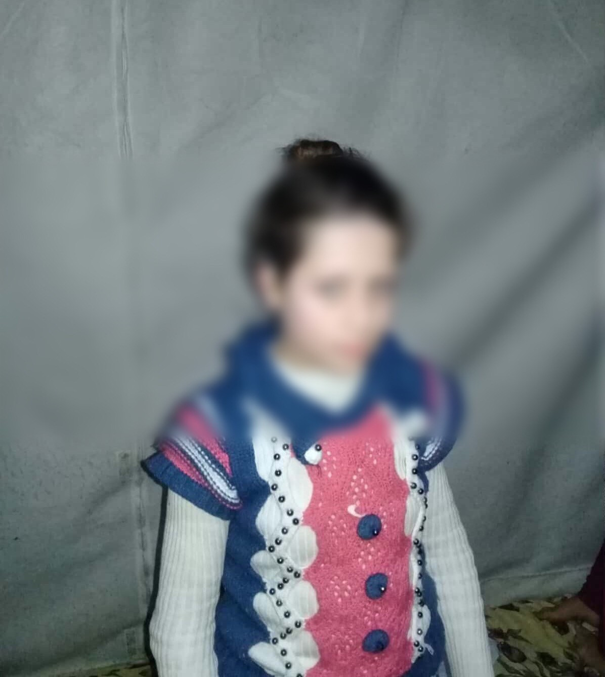 a kid needs batteries for hearing aid device