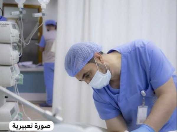 عشرون يوماً في العناية المشددة تصارع الألم