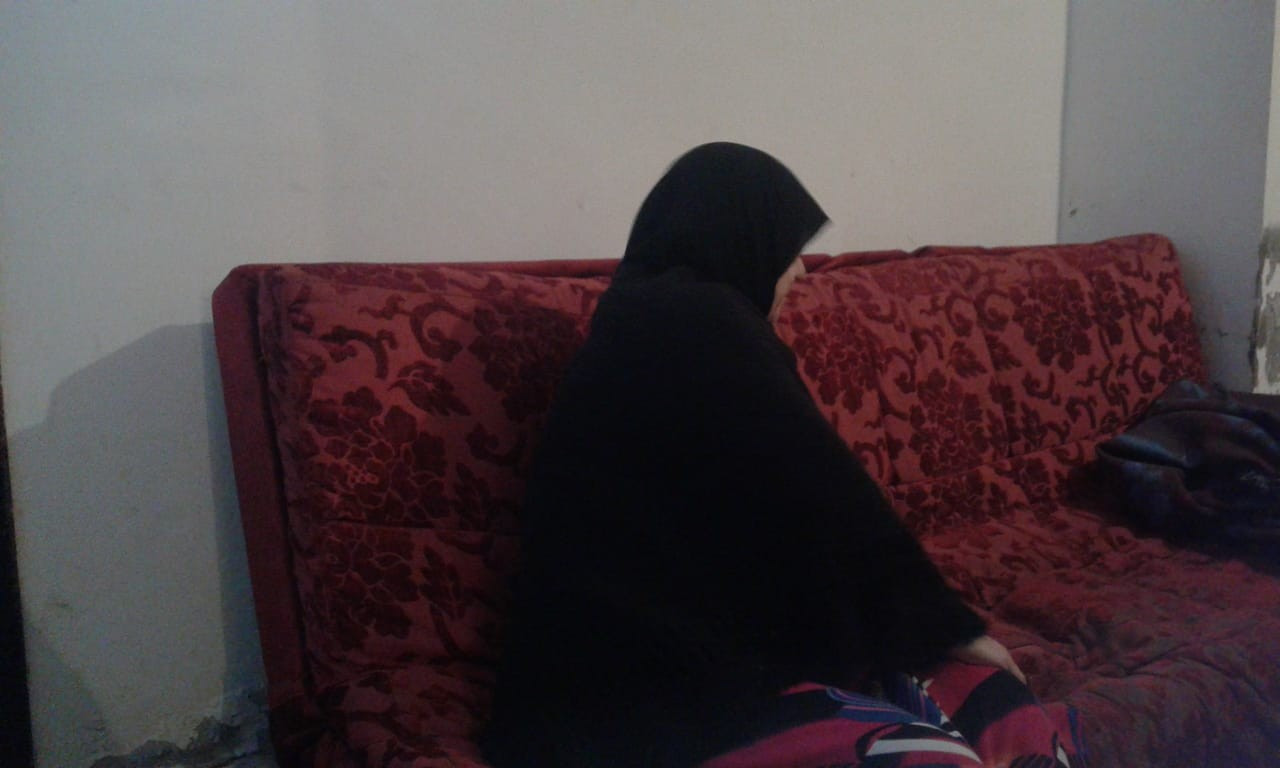 سنة مرت على مرض السيدة وداد ولا تملك إلى اليوم ثمن علاجها!