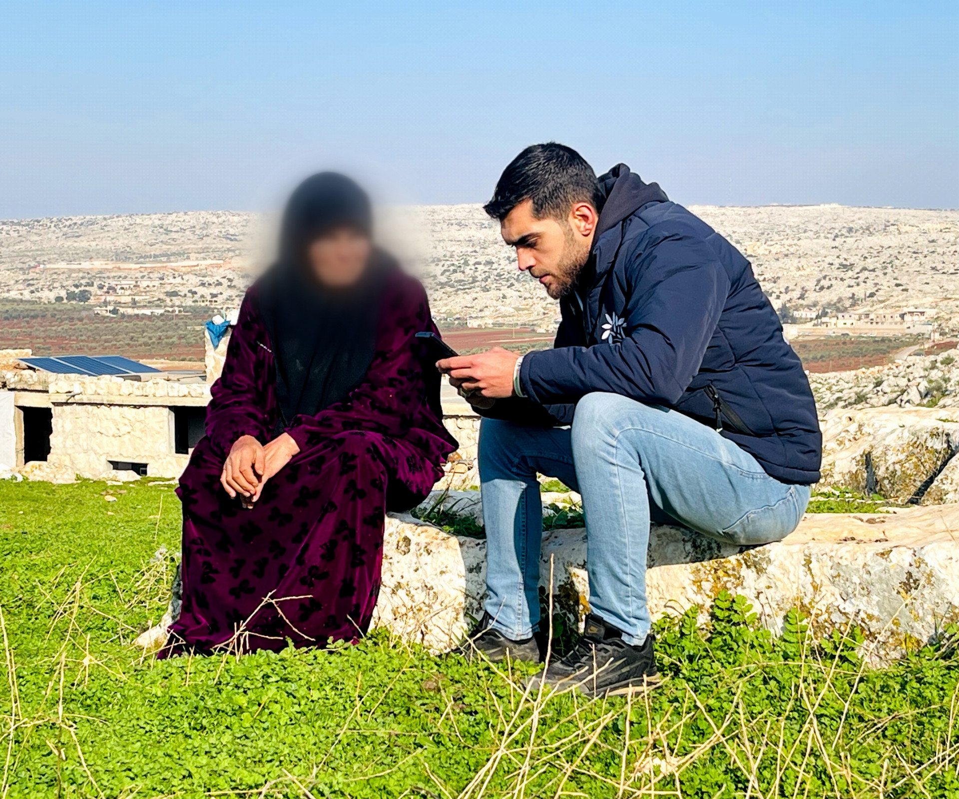 Najma suffers from a retinal injury in her eye!