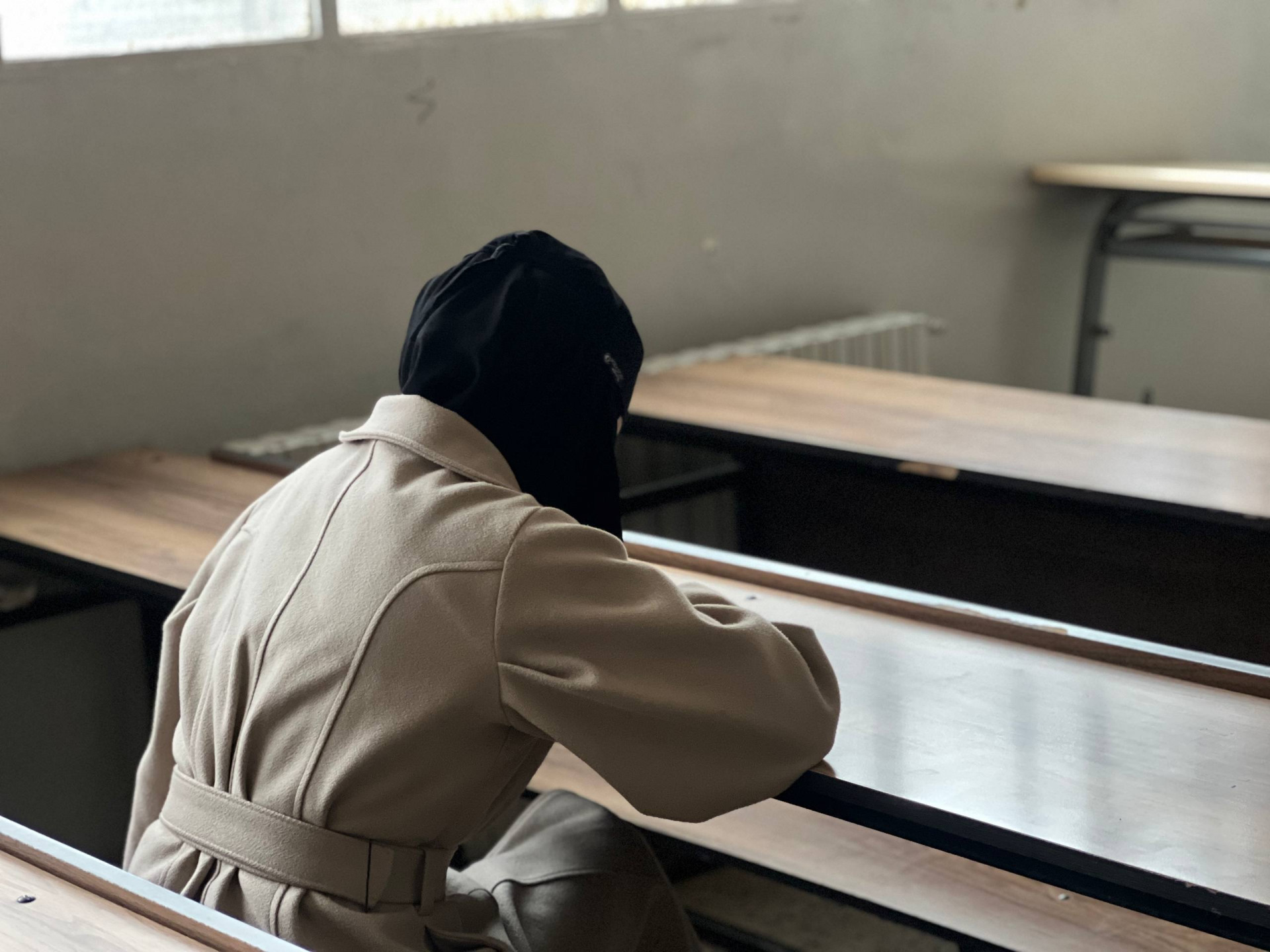 نجمة طالبة يتيمة بحاجة لعونكم