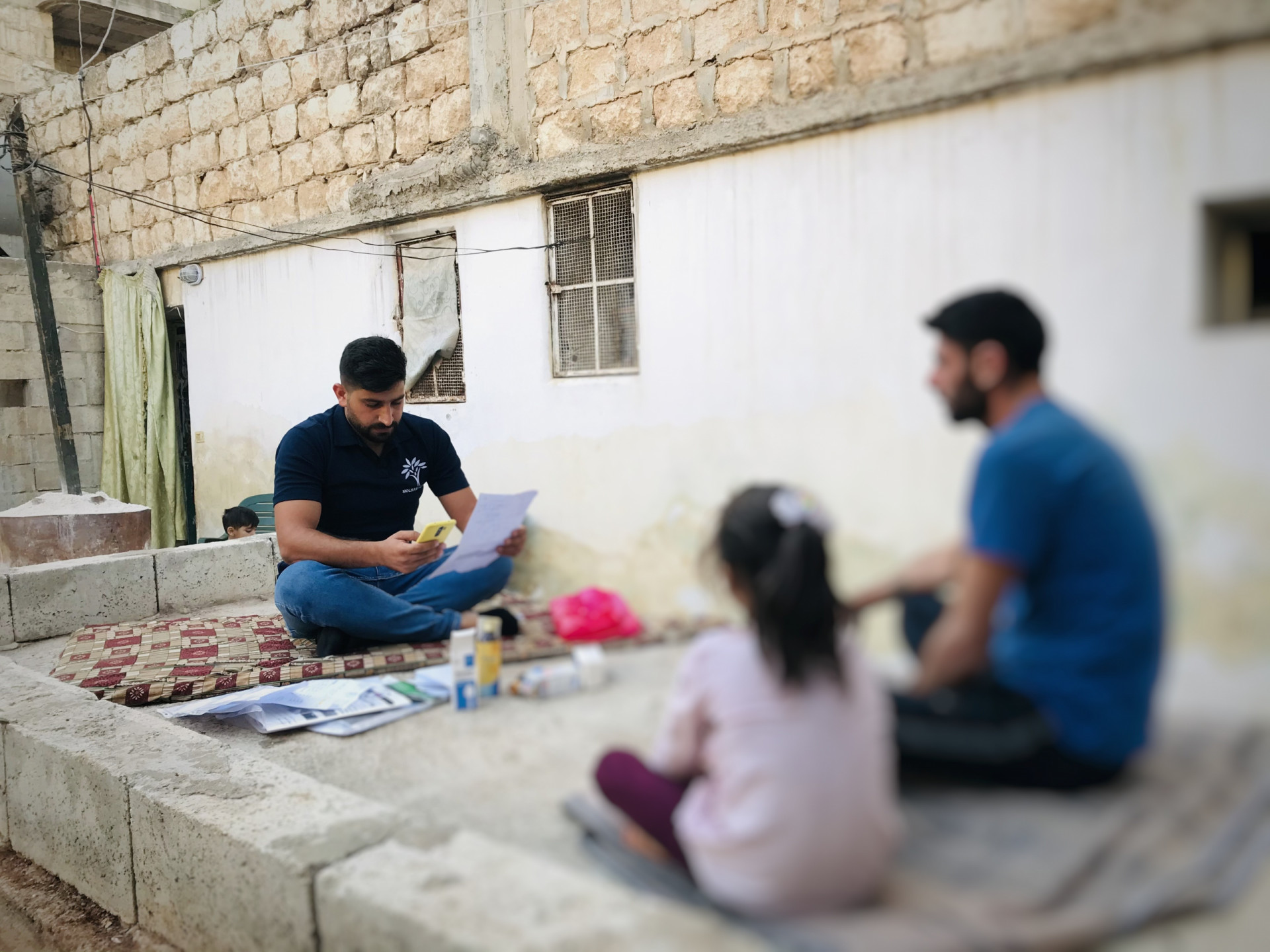 نور تعاني من آلام شديدة في البطن وضعف في الجسد، وهي بحاجة لعملية استئصال جزء من الكلية بأسرع وقت ممكن
