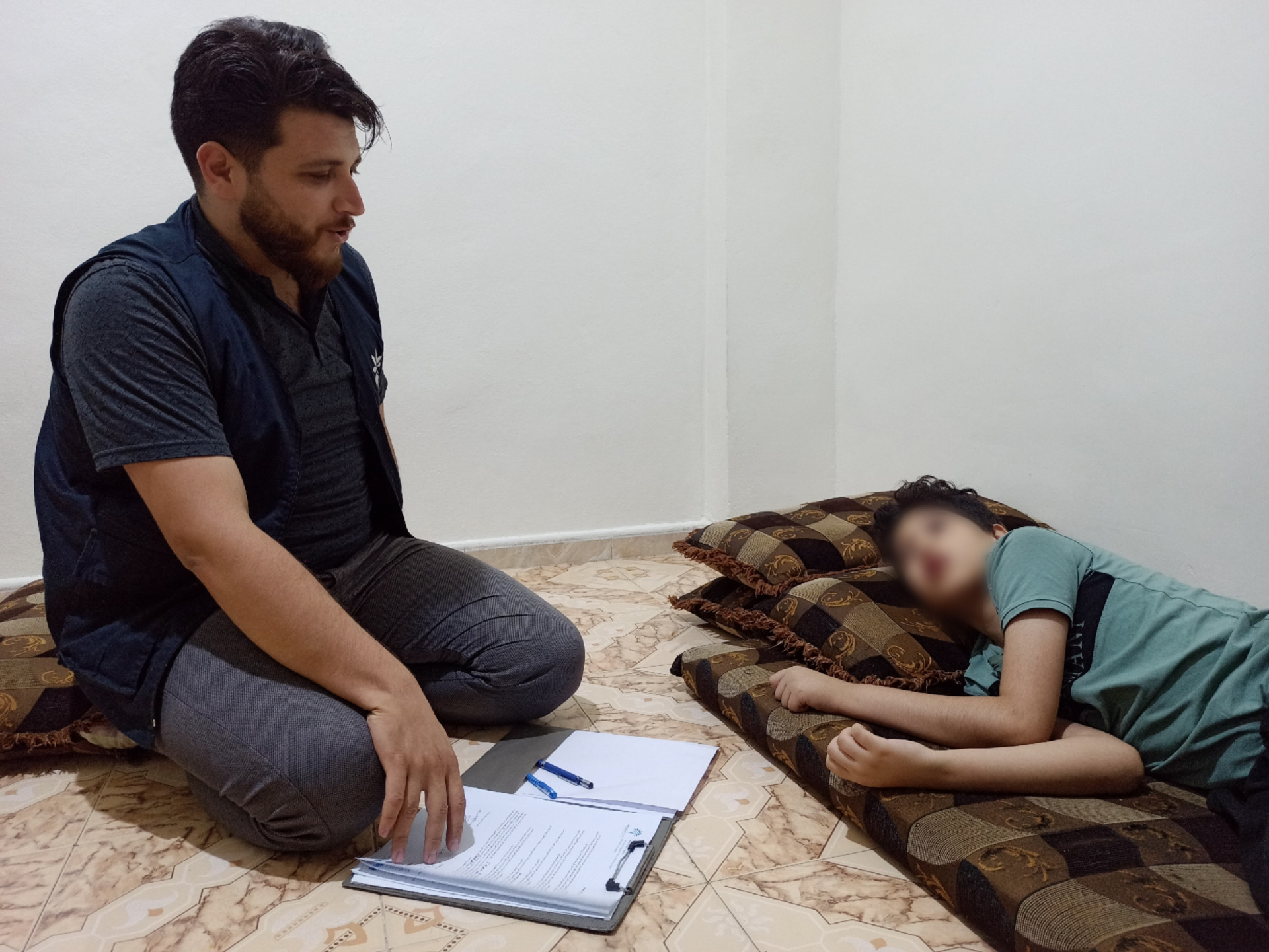 Abd Al-Rahman suffers from Hemophilia and his health is deteriorating!
