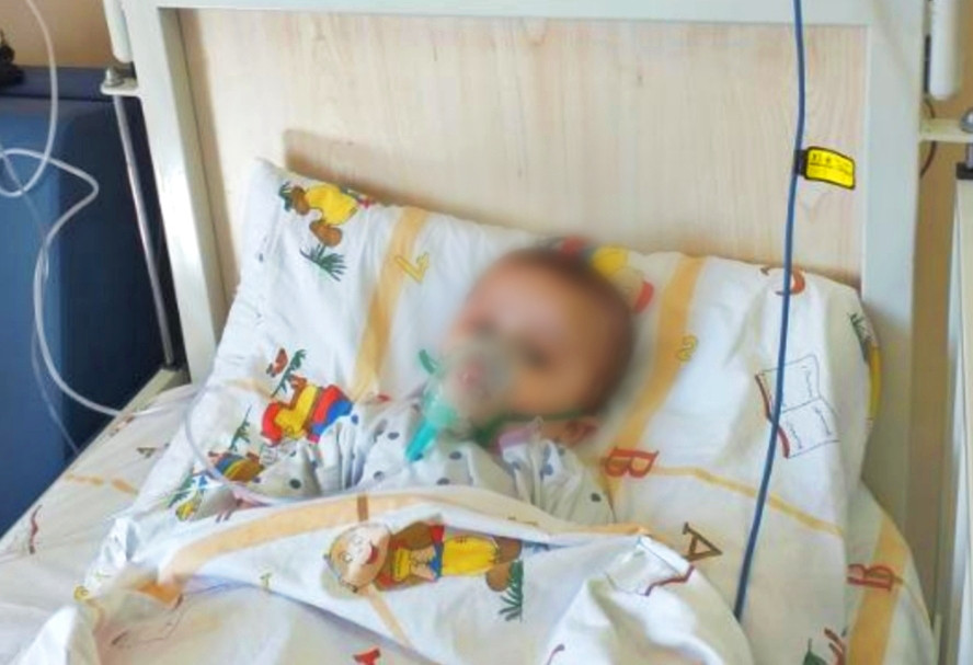 Ahmad is a child that suffers from health issues since birth while his family is living in bad conditions