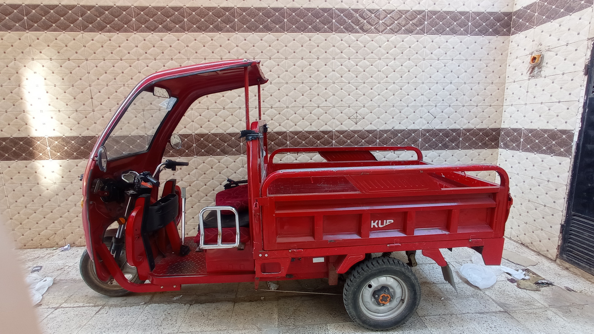 Despite his disease, Hassan seeks to earn a living for his kids.