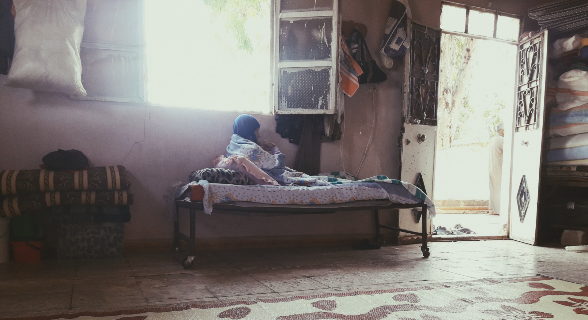 A family lives below the poverty line!