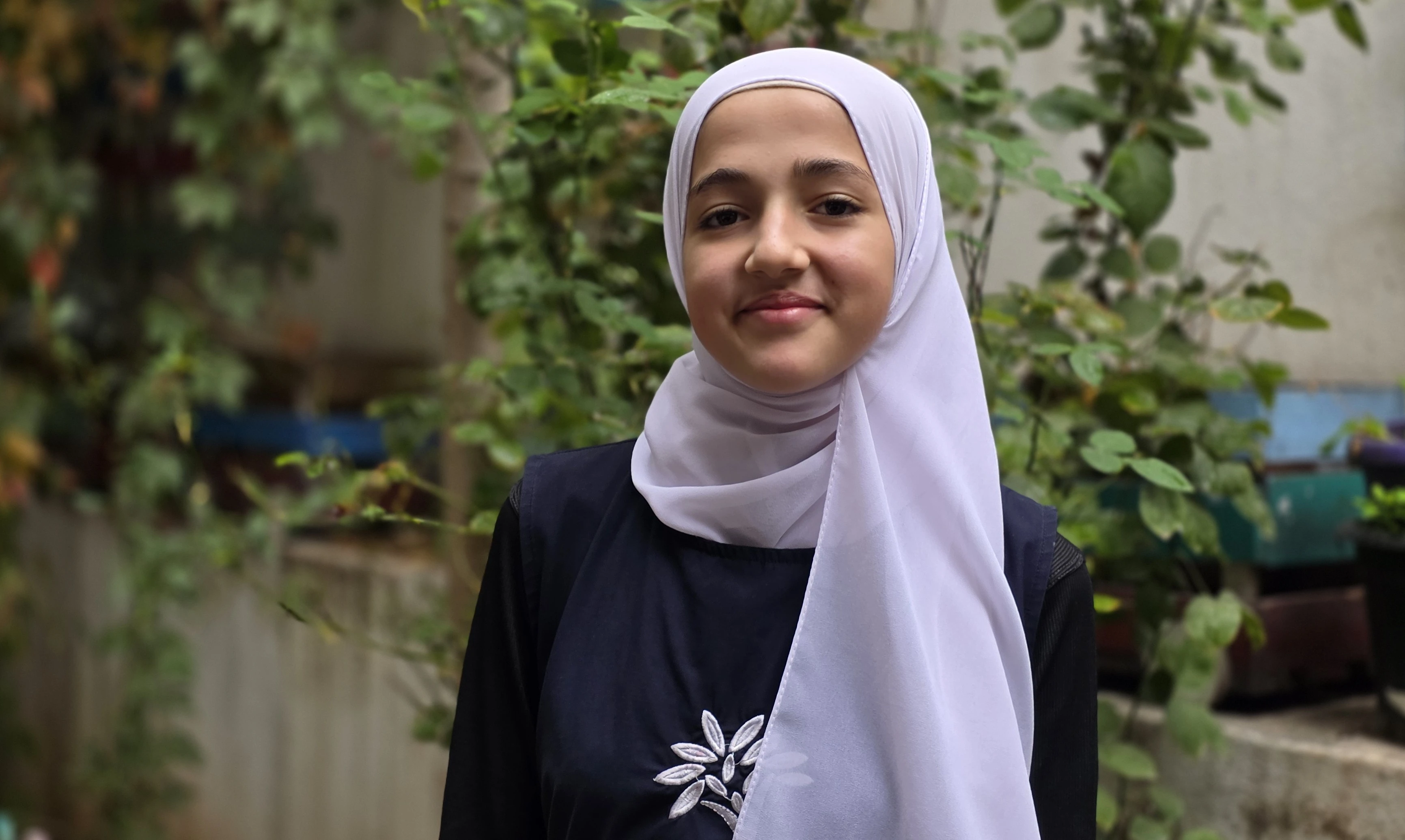 مايا طفلة يتيمة بحاجة لكفالة تعليمية